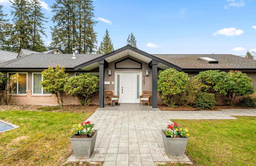 4168 Sunset Boulevard, Canyon Heights NV, North Vancouver 