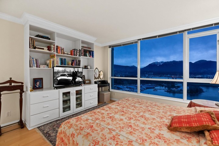 Photo 18 at 3705 - 1328 W Pender Street, Coal Harbour, Vancouver West