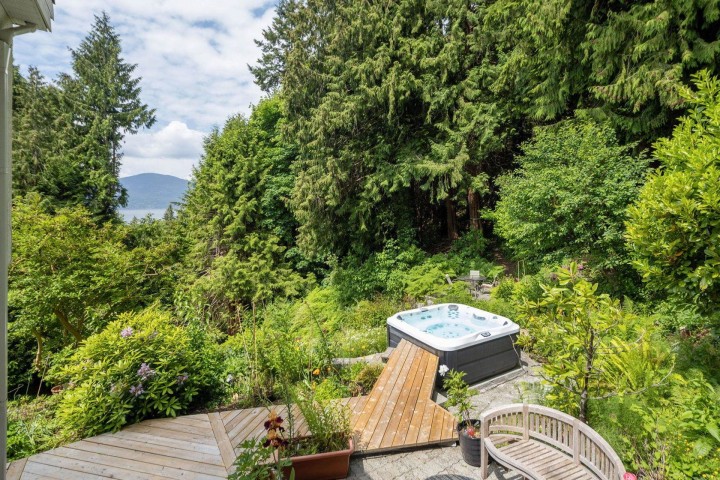 Photo 32 at 195 Isleview Place, Lions Bay, West Vancouver