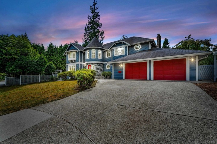 Photo 1 at 441 Inglewood Avenue, Cedardale, West Vancouver