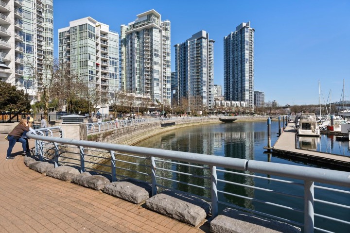 Photo 40 at 2503 - 1201 Marinaside Crescent, Yaletown, Vancouver West