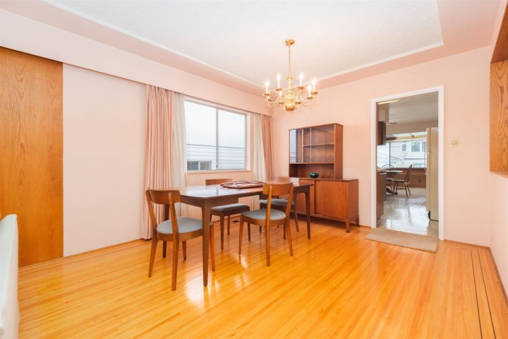 Photo 6 at 7036 Clarendon Street, Fraserview VE, Vancouver East