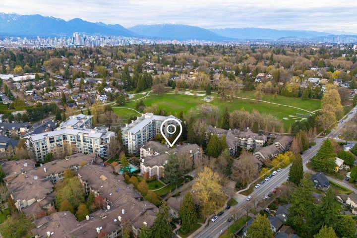 Photo 35 at 207 - 4883 Maclure Mews, Quilchena, Vancouver West