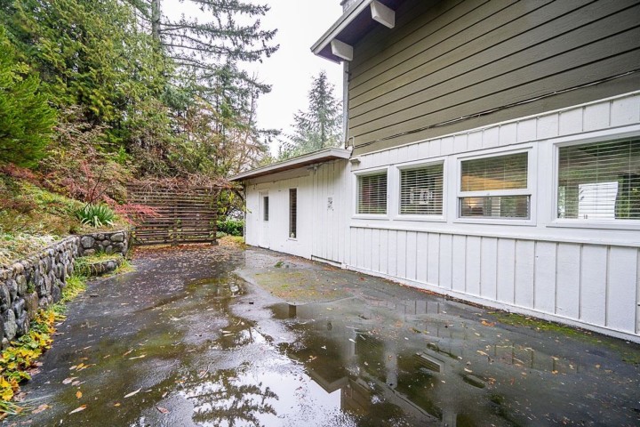 Photo 24 at 76 Bonnymuir Drive, Glenmore, West Vancouver