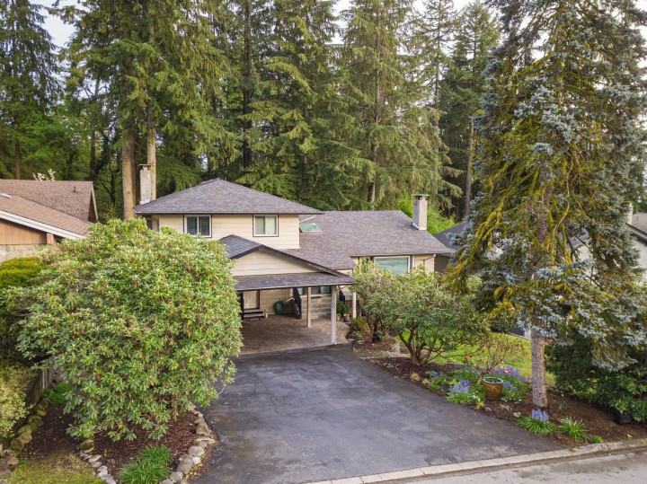 Photo 1 at 1760 Medwin Place, Blueridge NV, North Vancouver
