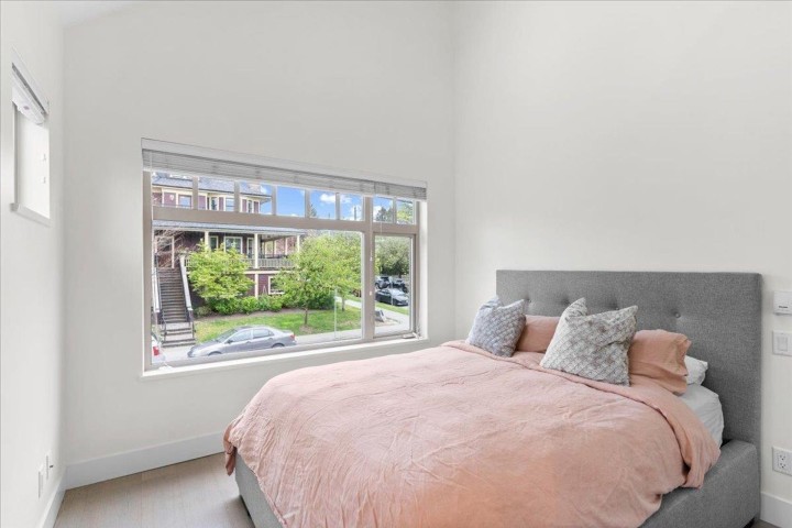 Photo 17 at 1295 Salsbury Drive, Grandview Woodland, Vancouver East