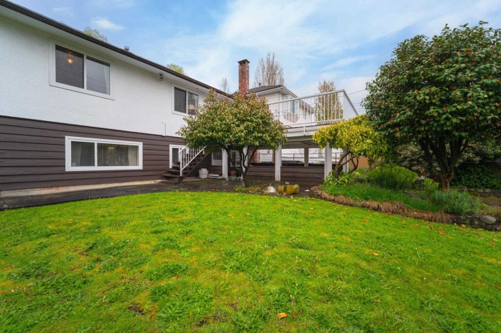 Photo 34 at 6081 Sherbrooke Street, Knight, Vancouver East