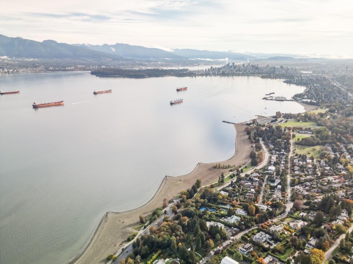 Photo 5 at 4755 Belmont Avenue, Point Grey, Vancouver West