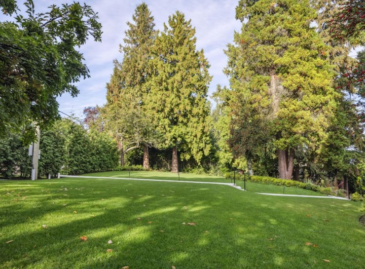 Photo 2 at 4769 Belmont Avenue, Point Grey, Vancouver West