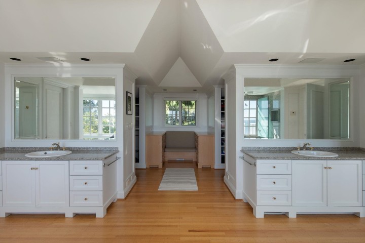 Photo 16 at 5240 Marine Drive, Caulfeild, West Vancouver