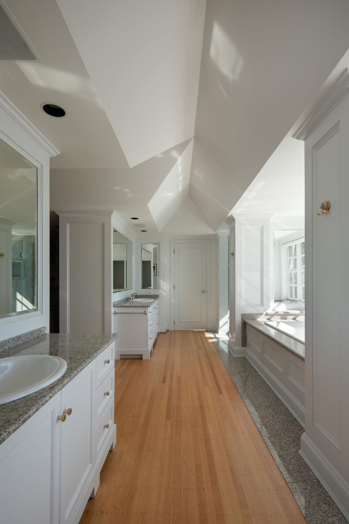 Photo 20 at 5240 Marine Drive, Caulfeild, West Vancouver