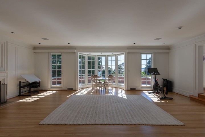 Photo 15 at 5240 Marine Drive, Caulfeild, West Vancouver