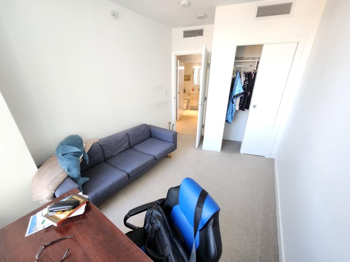 Photo 10 at 809 - 4638 Gladstone Street, Victoria VE, Vancouver East