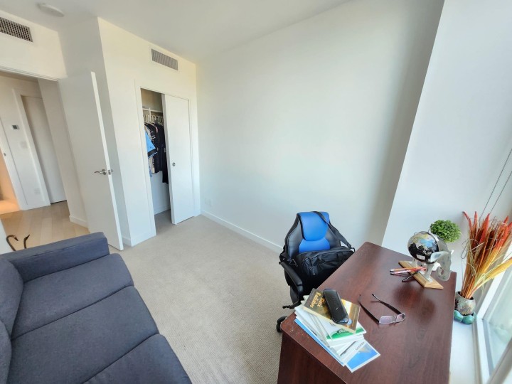 Photo 11 at 809 - 4638 Gladstone Street, Victoria VE, Vancouver East