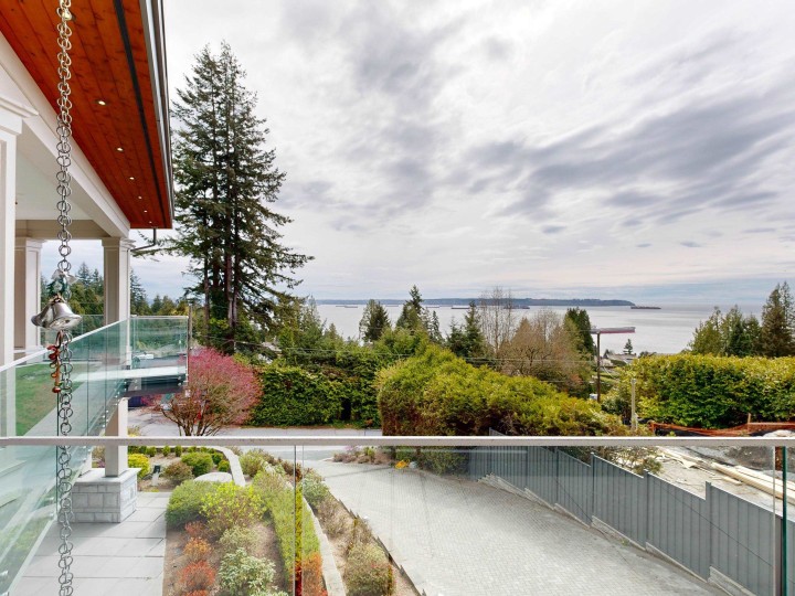 Photo 33 at 3185 Benbow Road, Westmount WV, West Vancouver