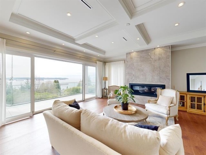 Photo 8 at 3185 Benbow Road, Westmount WV, West Vancouver