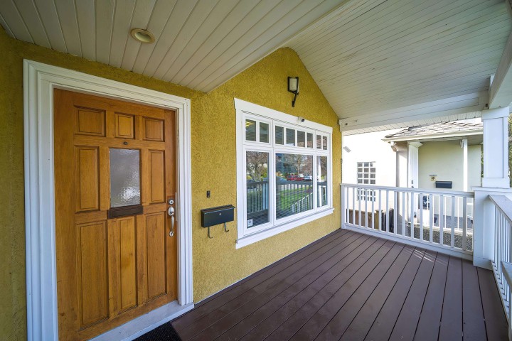 Photo 2 at 2862 W 22nd Avenue, Arbutus, Vancouver West