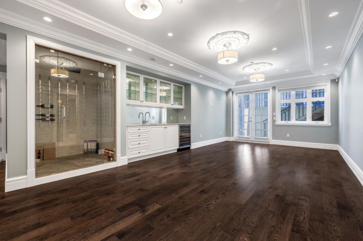 Photo 7 at 738 W 54th Avenue, South Cambie, Vancouver West