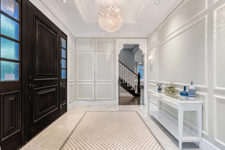 Photo 3 at 738 W 54th Avenue, South Cambie, Vancouver West