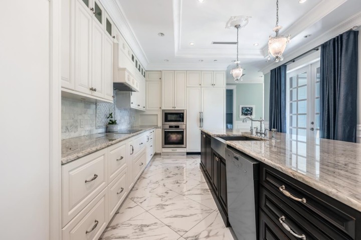 Photo 18 at 738 W 54th Avenue, South Cambie, Vancouver West