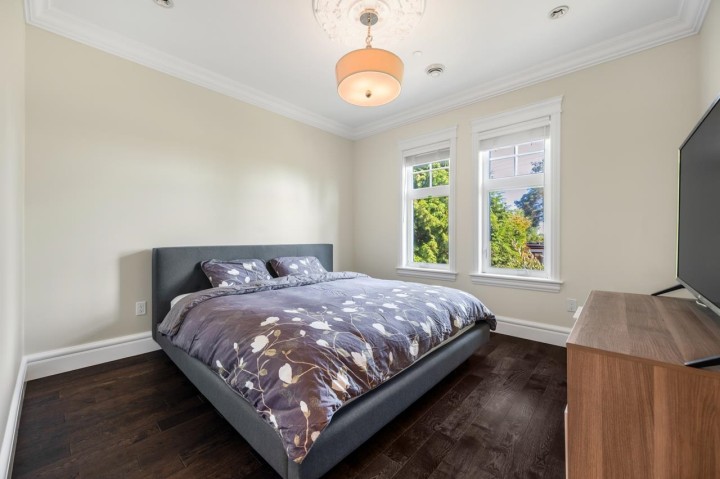 Photo 31 at 738 W 54th Avenue, South Cambie, Vancouver West