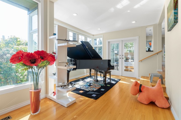 Photo 8 at 4635 Caulfeild Drive, Caulfeild, West Vancouver