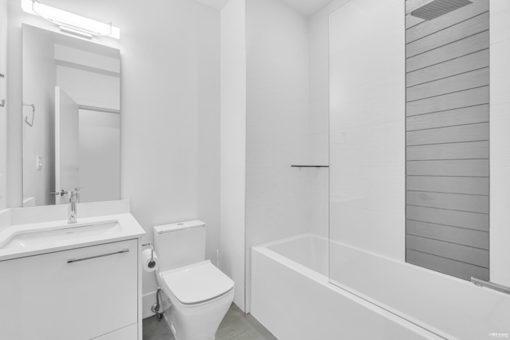 Photo 36 at 2205 Palmerston Avenue, Queens, West Vancouver