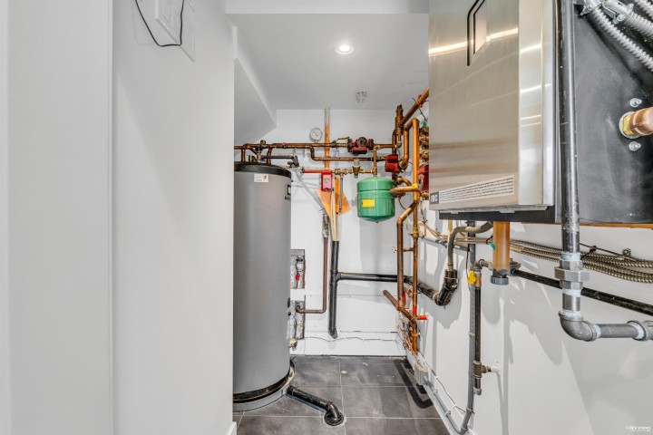 Photo 38 at 2205 Palmerston Avenue, Queens, West Vancouver