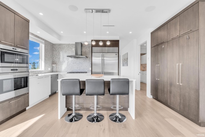 Photo 10 at 2205 Palmerston Avenue, Queens, West Vancouver