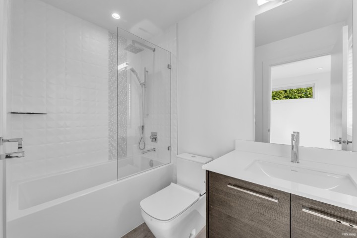 Photo 31 at 2205 Palmerston Avenue, Queens, West Vancouver