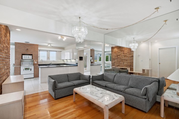 Photo 12 at 72 Bonnymuir Drive, Glenmore, West Vancouver