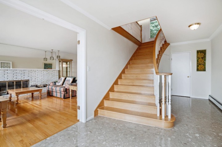 Photo 19 at 72 Bonnymuir Drive, Glenmore, West Vancouver