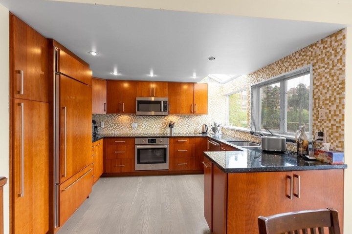 Photo 4 at 1596 Island Park Walk, False Creek, Vancouver West