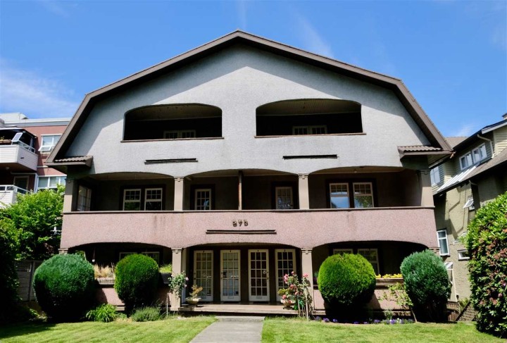 Photo 2 at 875 W 14th Avenue, Fairview VW, Vancouver West