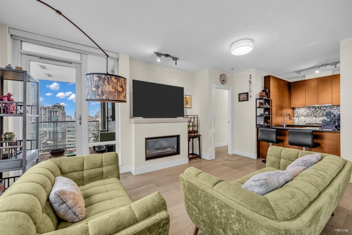 Photo 3 at 2002 - 565 Smithe Street, Downtown VW, Vancouver West