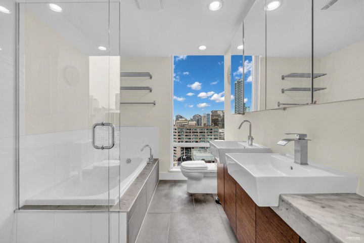 Photo 14 at 2002 - 565 Smithe Street, Downtown VW, Vancouver West