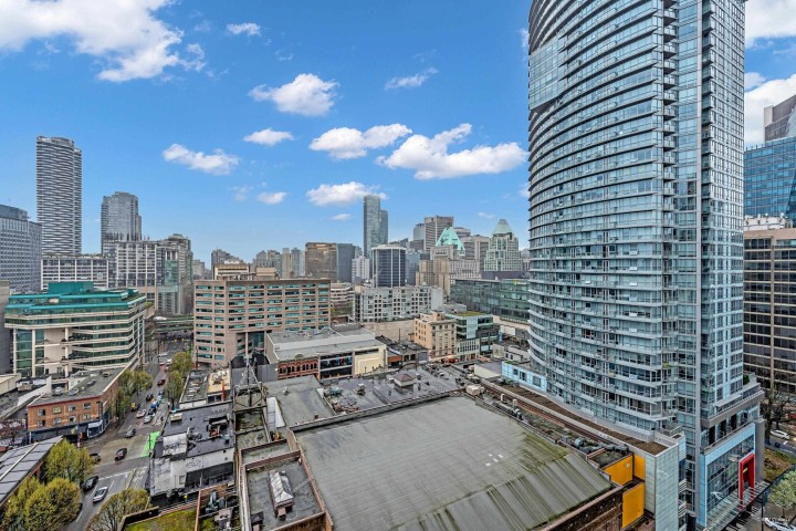 Photo 29 at 2002 - 565 Smithe Street, Downtown VW, Vancouver West