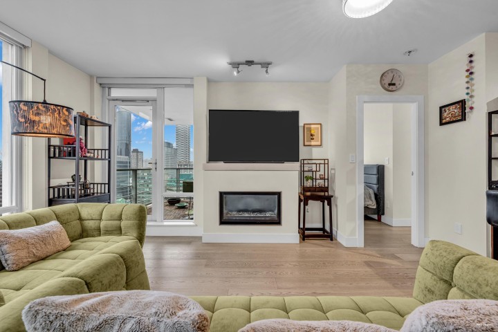 Photo 8 at 2002 - 565 Smithe Street, Downtown VW, Vancouver West