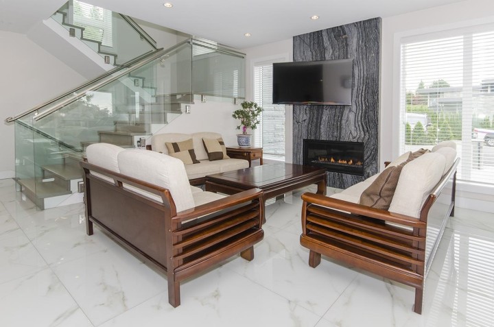 Photo 6 at 2010 Queens Avenue, Queens, West Vancouver