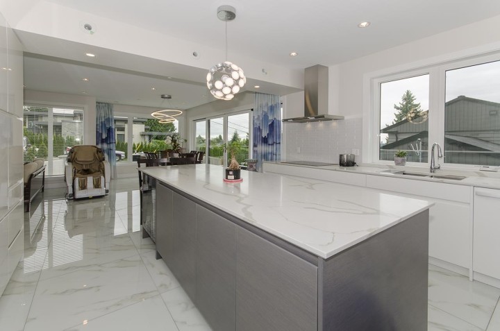 Photo 13 at 2010 Queens Avenue, Queens, West Vancouver