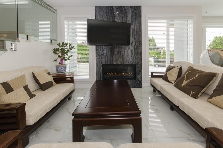 Photo 5 at 2010 Queens Avenue, Queens, West Vancouver