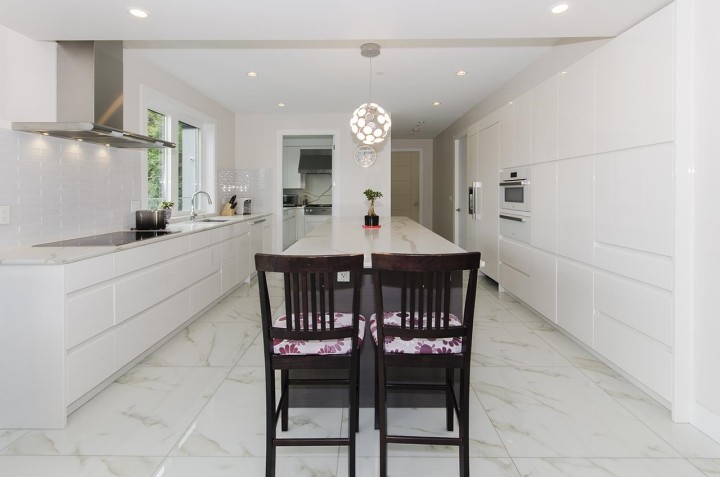 Photo 9 at 2010 Queens Avenue, Queens, West Vancouver