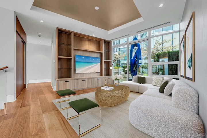 Photo 3 at 1576 Homer Mews, Yaletown, Vancouver West