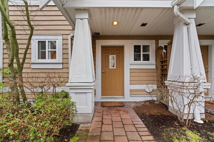 Photo 1 at 6 - 2688 Mountain Highway, Westlynn, North Vancouver