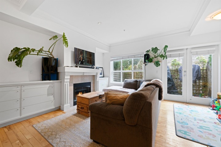 Photo 4 at 6 - 2688 Mountain Highway, Westlynn, North Vancouver