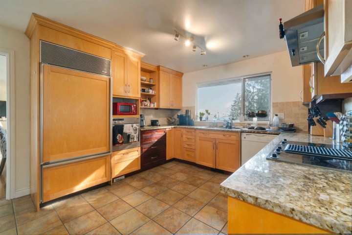 Photo 6 at 5189 Madeira Court, Canyon Heights NV, North Vancouver