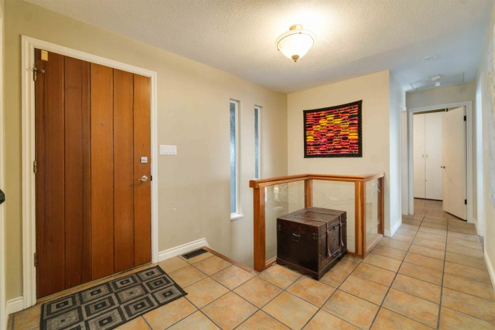 Photo 3 at 5189 Madeira Court, Canyon Heights NV, North Vancouver