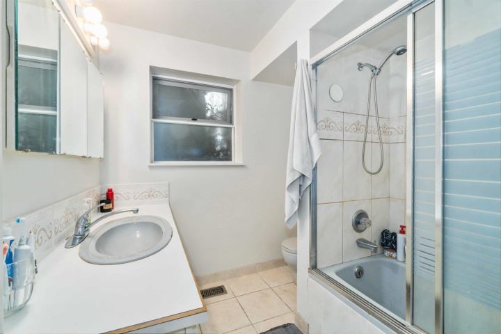 Photo 28 at 5189 Madeira Court, Canyon Heights NV, North Vancouver