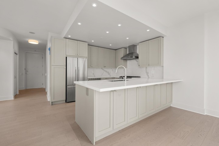 Photo 13 at 701 - 120 W 16th Street, Central Lonsdale, North Vancouver