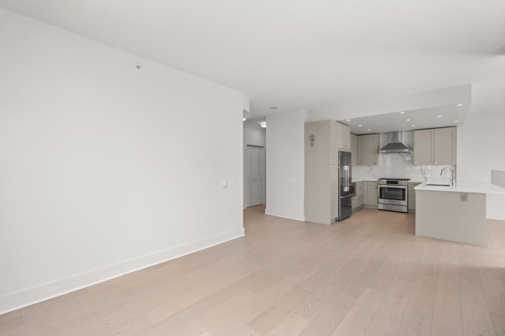 Photo 10 at 701 - 120 W 16th Street, Central Lonsdale, North Vancouver